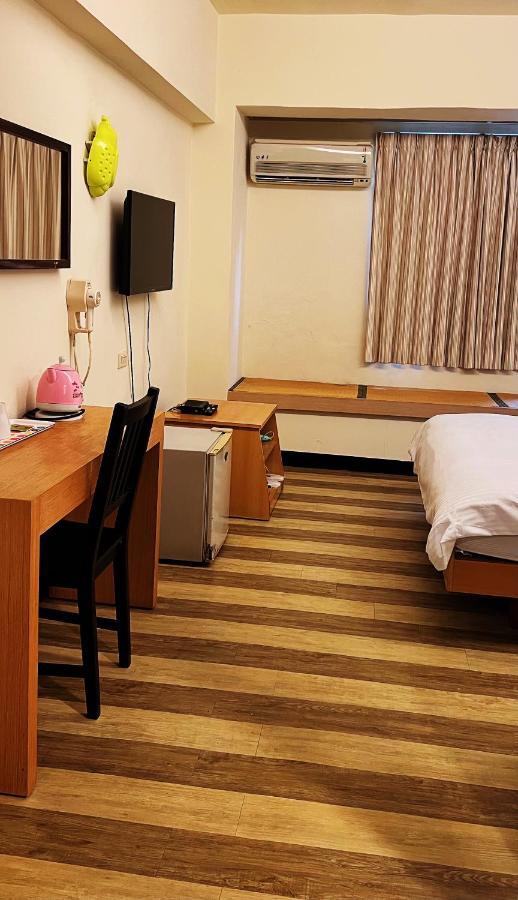 גאושיונג Hwa Hong Hotel מראה חיצוני תמונה