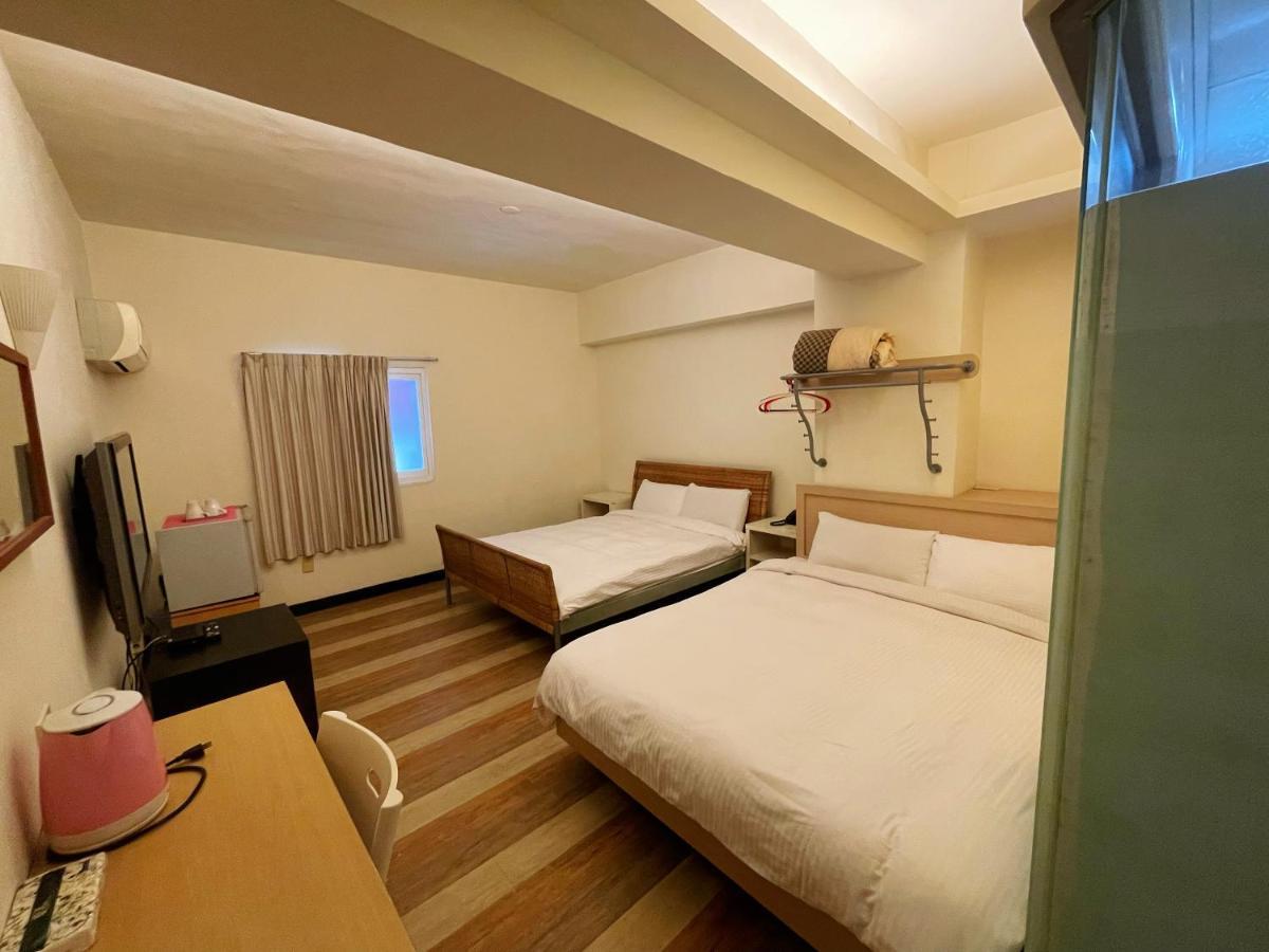 גאושיונג Hwa Hong Hotel מראה חיצוני תמונה