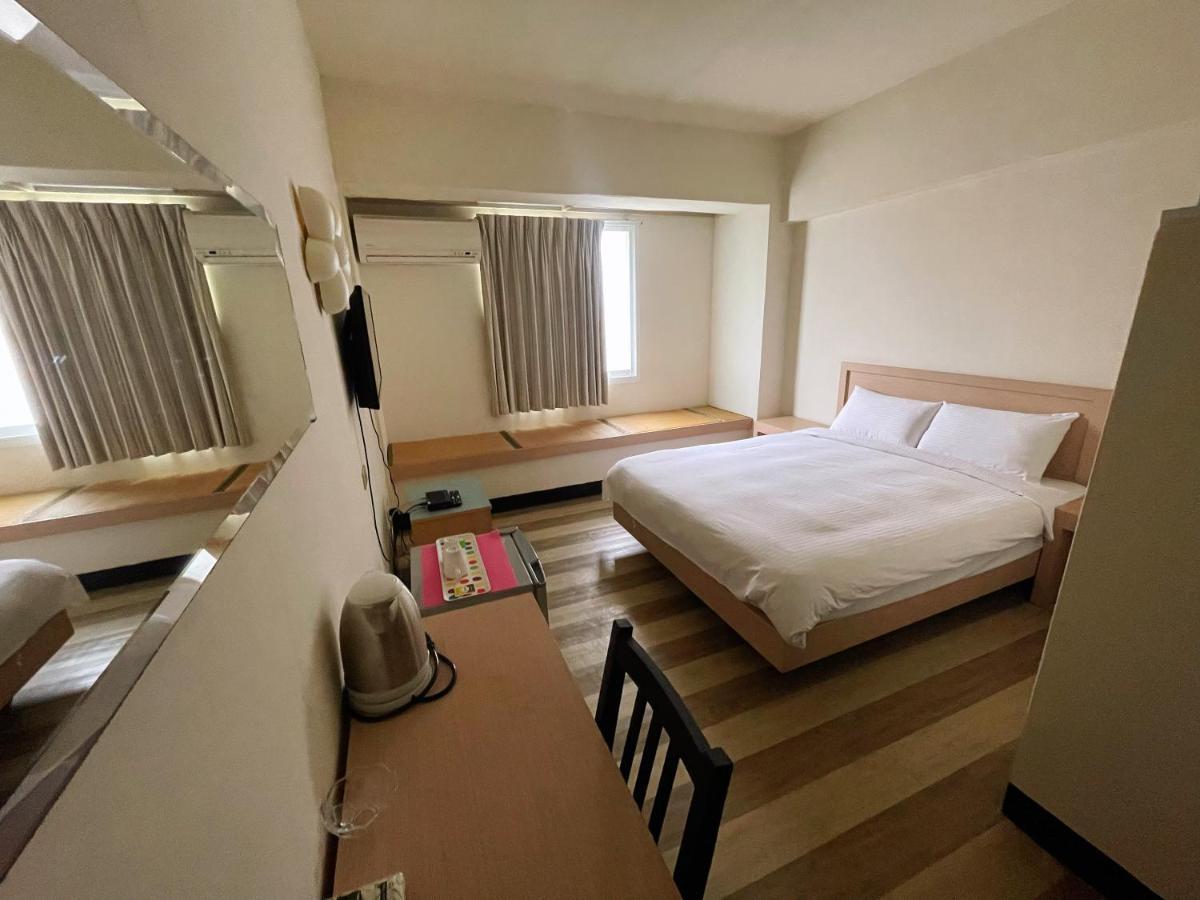 גאושיונג Hwa Hong Hotel מראה חיצוני תמונה