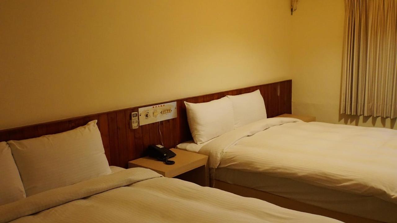 גאושיונג Hwa Hong Hotel מראה חיצוני תמונה